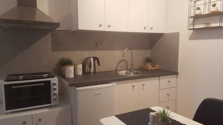 Apartment In The Heart Of The City 5 ラリサ エクステリア 写真